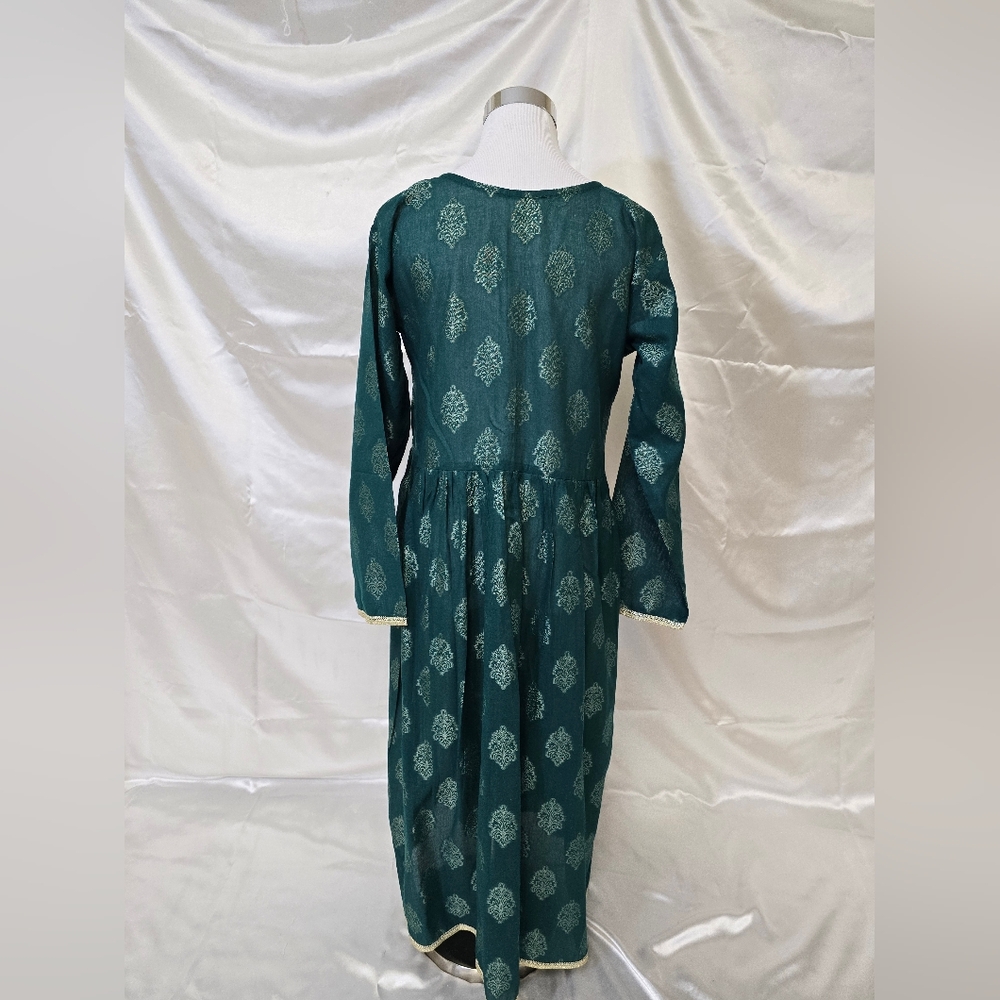 Chic Teal Button-Down Blouse - image 4